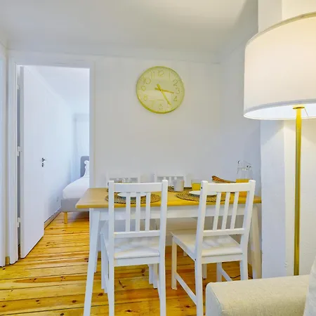 New! Family On The Walls Of Apartment